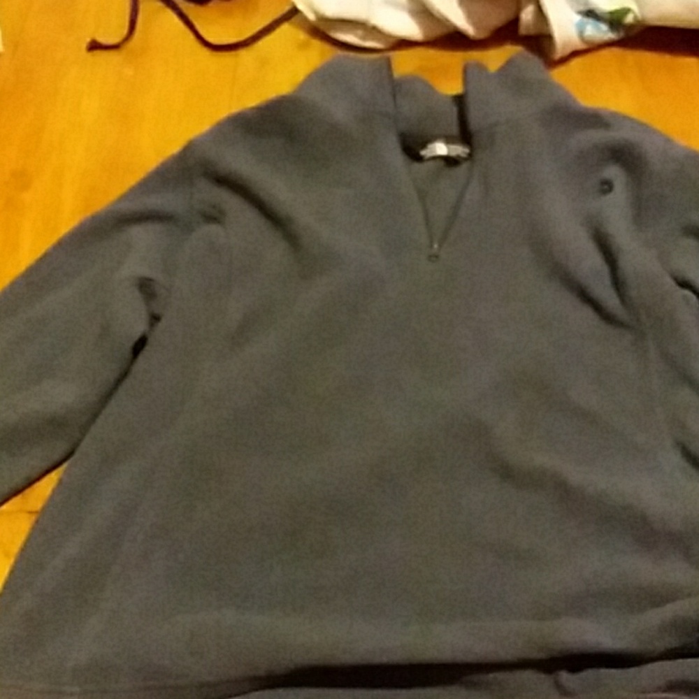 Fleas sweter